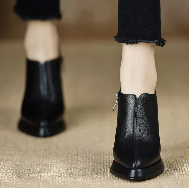 Lina – Talons Hauts Élégants