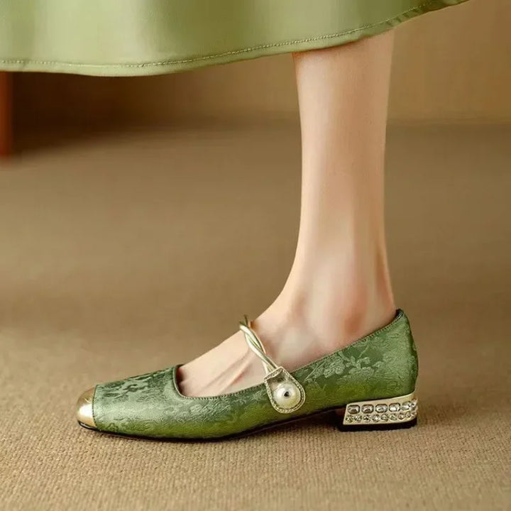 Frieda – Chaussures à lanières classiques au look élégant