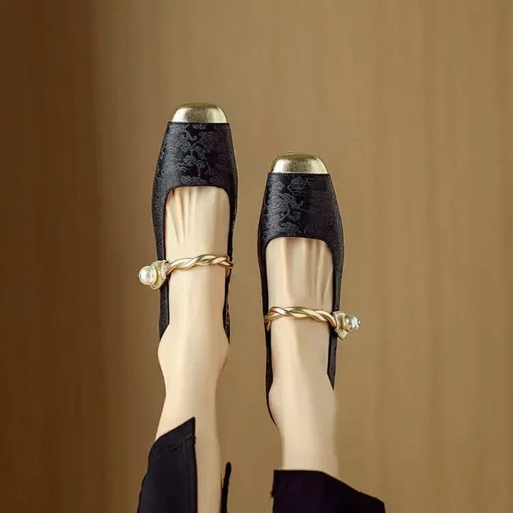 Frieda – Chaussures à lanières classiques au look élégant
