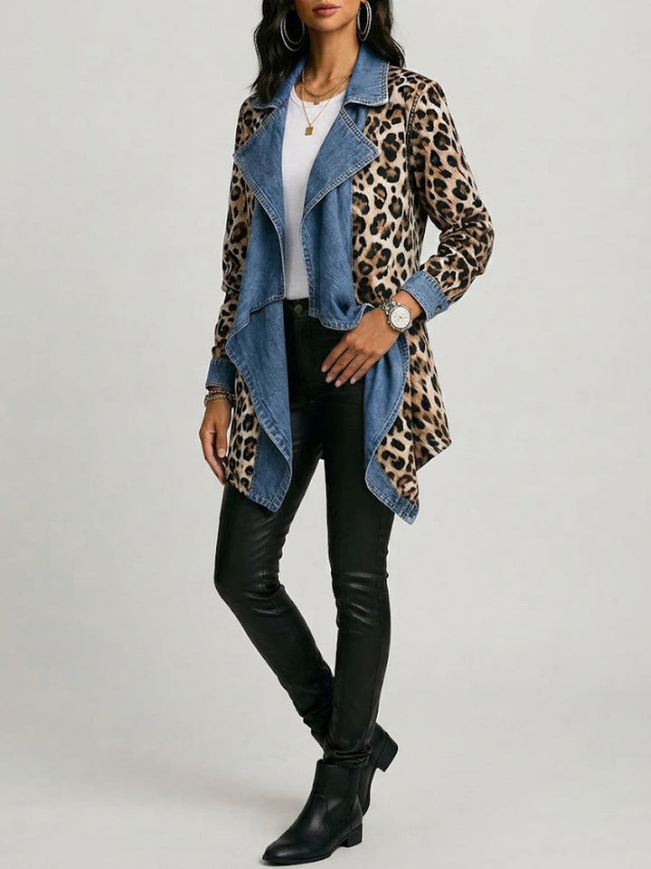Valentine | Veste mi-longue à panneaux en denim délavé et imprimé léopard